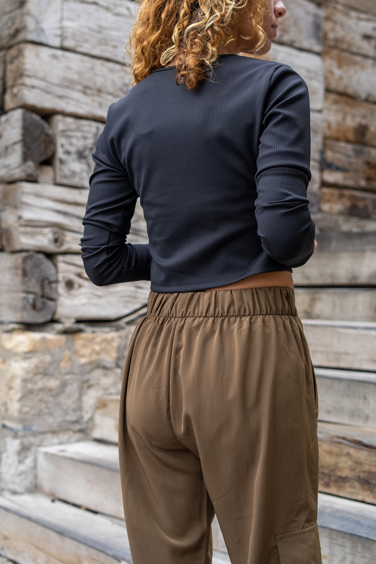 700-3323_001 (2).jpg